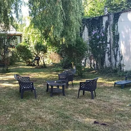 Maison Familiale En Bord De Marne Holiday home *